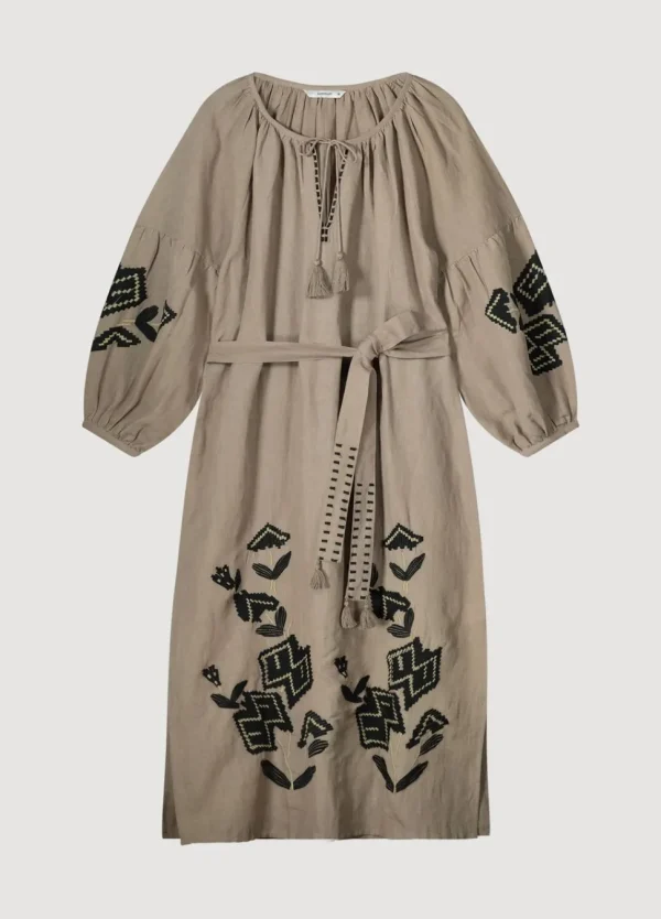 Women Summum Woman Long Dress With Embroidery