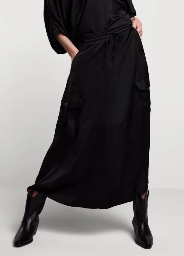 Women Summum Woman Silky Touch Cargo Skirt